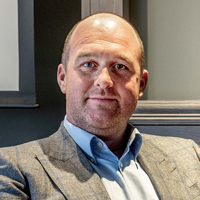 Lee OBrien - iad UK